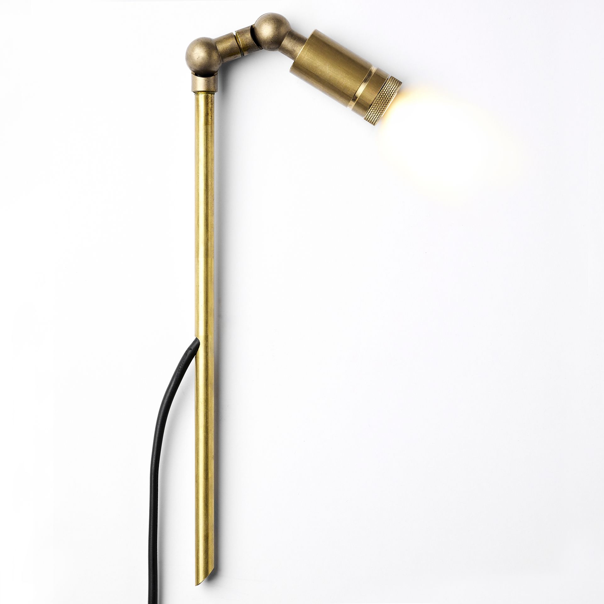 Zapa Native Spike, solid brass outdoor light