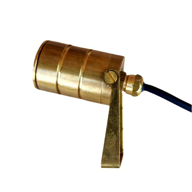 Zapa Shoot Yoke, solid brass outdoor light