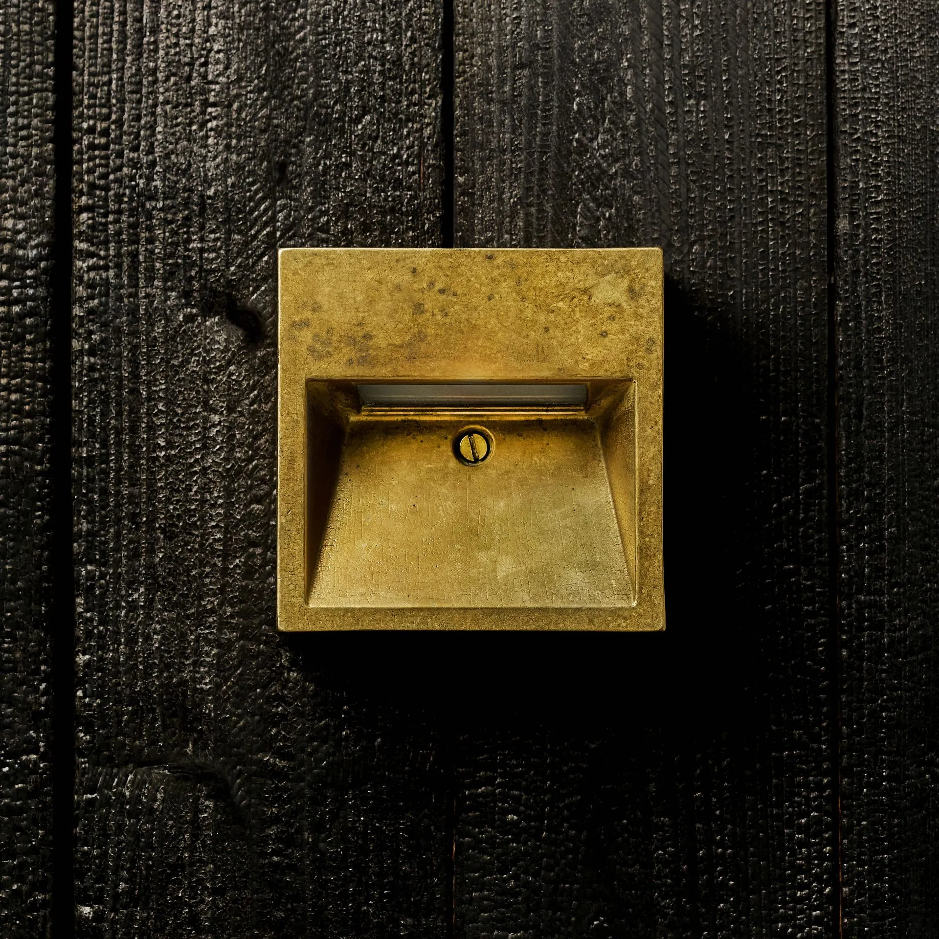Cube Out, solid brass square wall light, photo 4